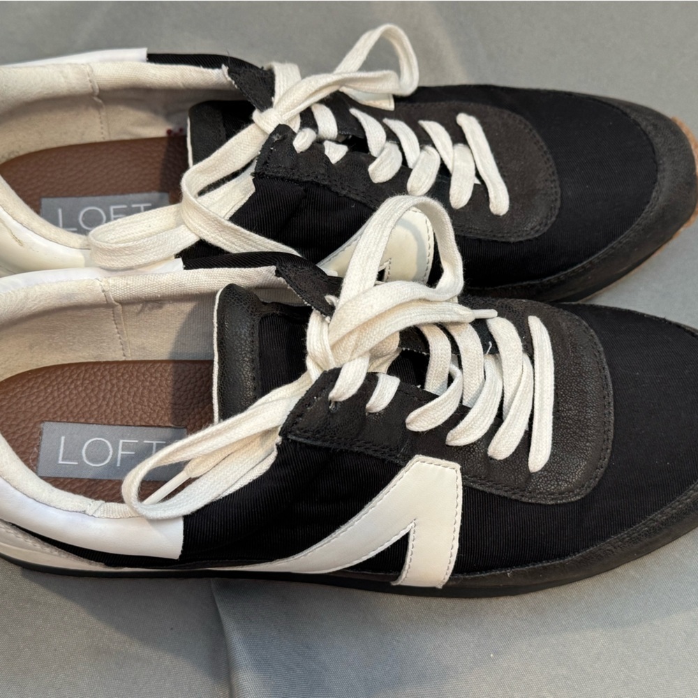 LOFT Women's Black and White Sneakers